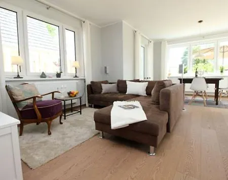 Ferienhaeuser Ferienhaus, Uns Boddenhuesing Semesterbostad *
