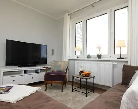 Ferienhaeuser Ferienhaus, Uns Boddenhuesing Holiday home *