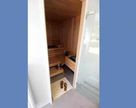 Ferienhaeuser Ferienhaus, Uns Boddenhuesing Born