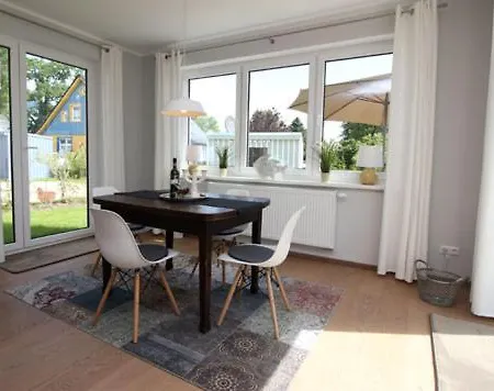 Ferienhaeuser Ferienhaus, Uns Boddenhuesing *