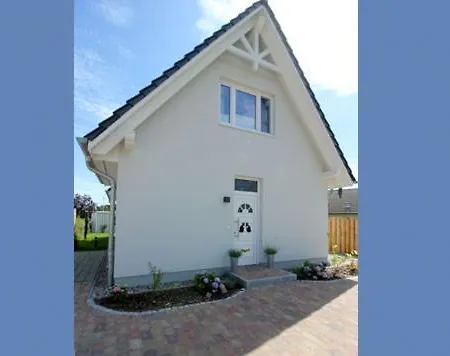 Dom wakacyjny Ferienhaeuser Ferienhaus, Uns Boddenhuesing Born