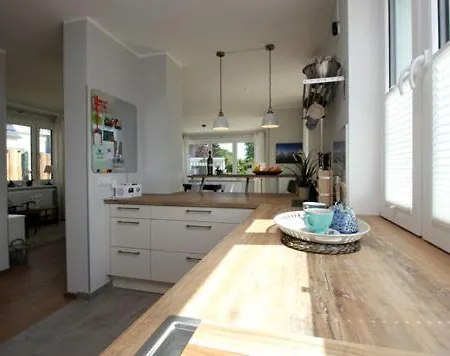 Dom wakacyjny Ferienhaeuser Ferienhaus, Uns Boddenhuesing Born